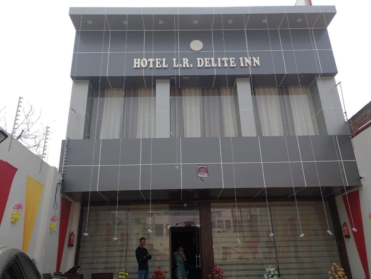Hotel Lr Delite Inn Mathura Bagian luar foto